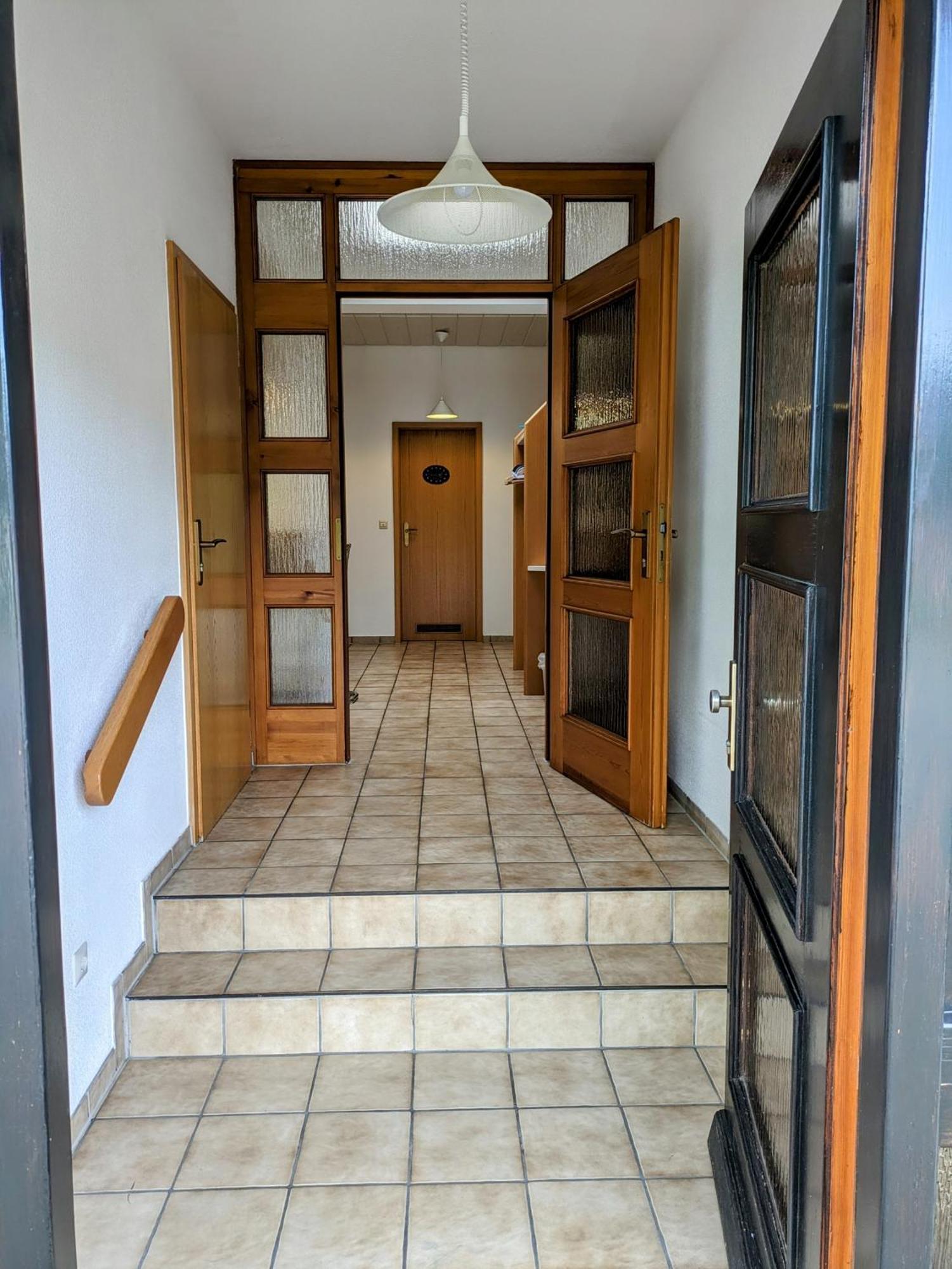Spiegelberg 4 Zimmer Geraeumige Und Ruhig Gelegene Ferien- Und Monteurwohnung Nur Fuer Sie Allein Aujvari Vermietungen מראה חיצוני תמונה
