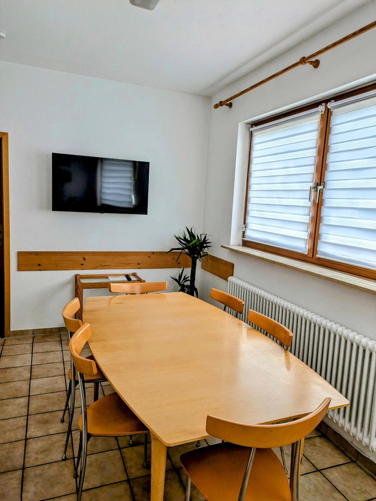 Spiegelberg 4 Zimmer Geraeumige Und Ruhig Gelegene Ferien- Und Monteurwohnung Nur Fuer Sie Allein Aujvari Vermietungen מראה חיצוני תמונה